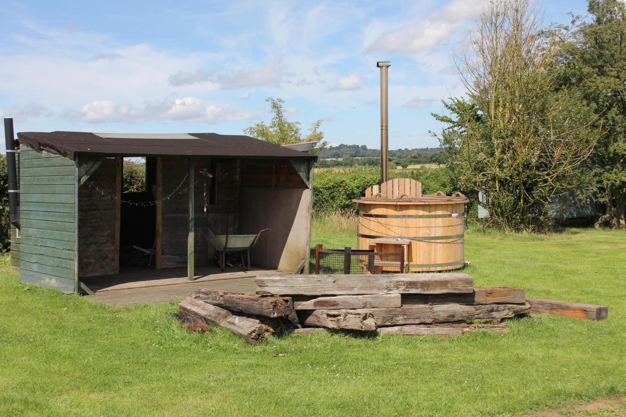 Glamping West Midlands Hotel Enville Ngoại thất bức ảnh